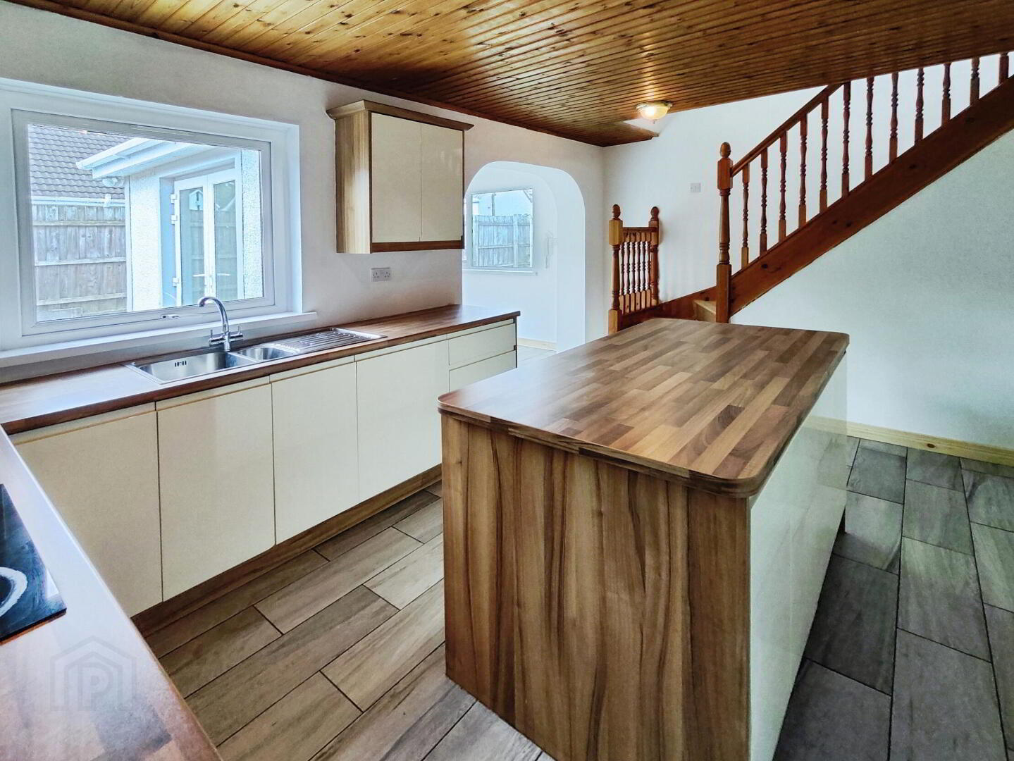 33 Glenwood Avenue 24 of 28
