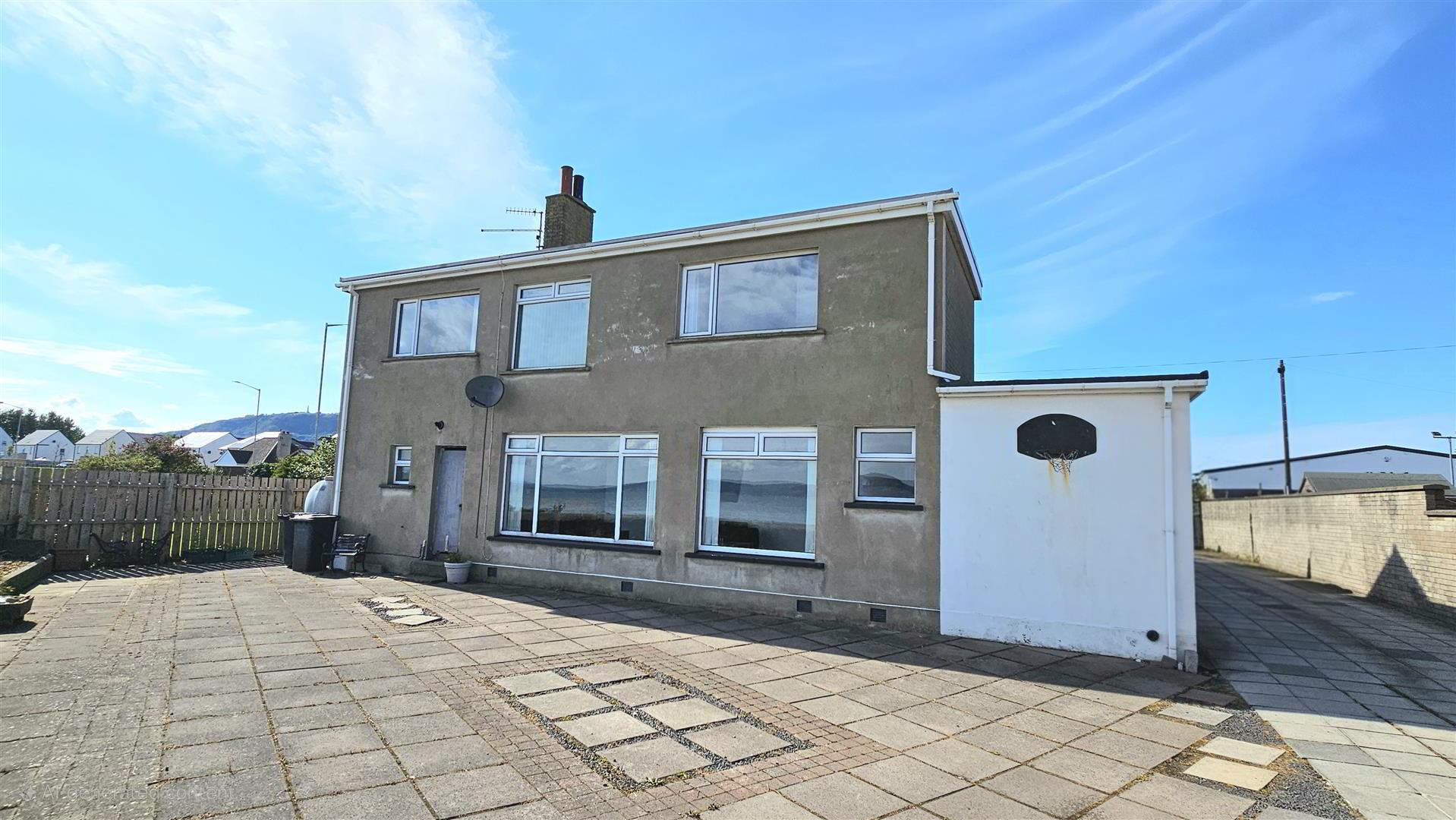 102 Belfast Road 3 of 27