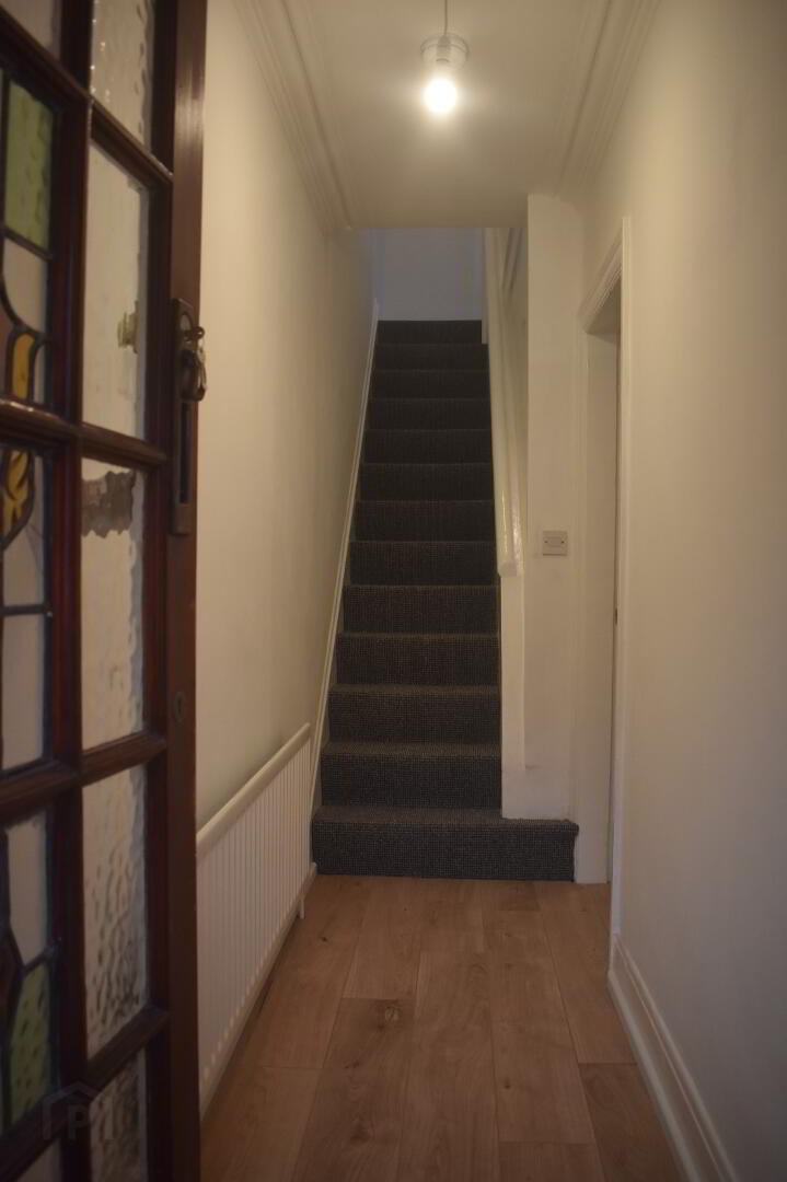 3 Soudan Street 2 of 16