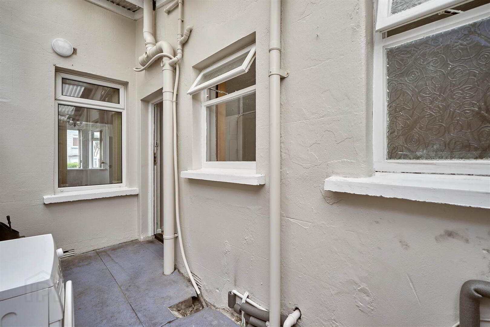 18 Stanley Road 14 of 15