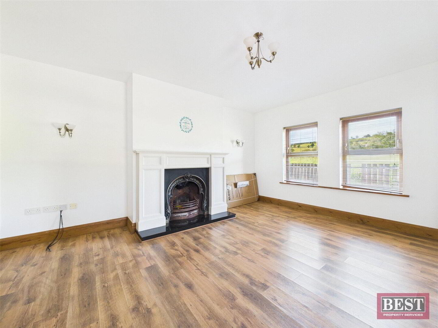 22 Whiterock Road 5 of 28