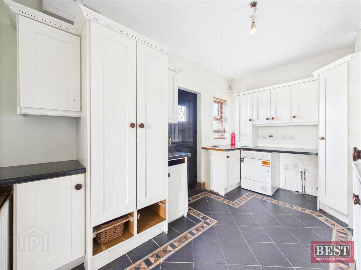 22 Whiterock Road 10 of 28