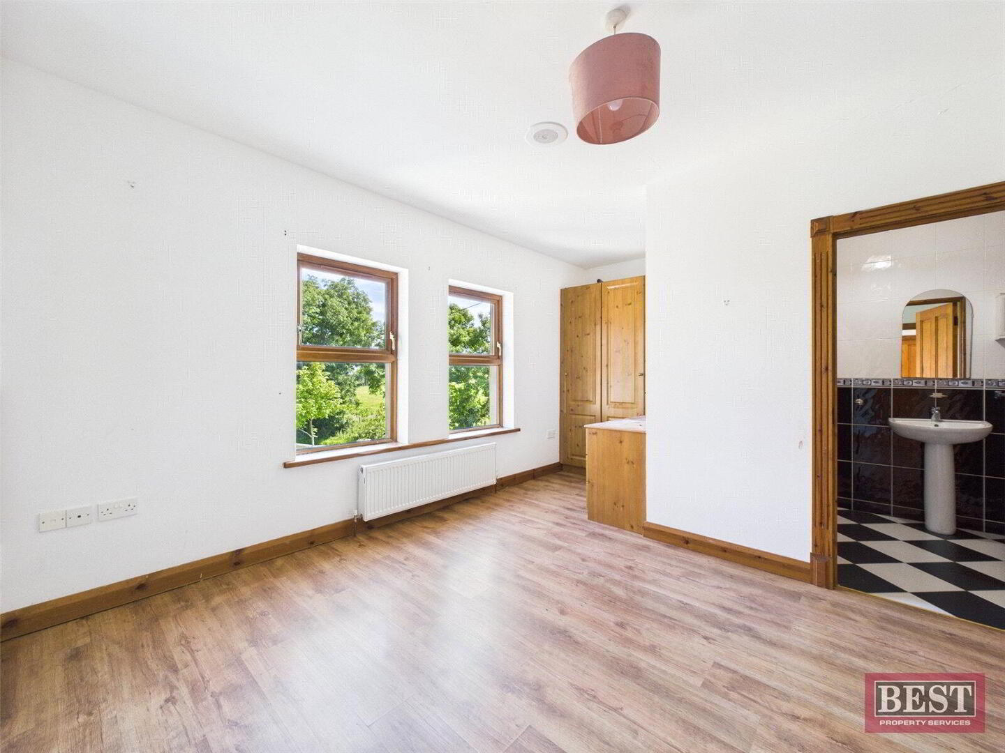 22 Whiterock Road 16 of 28