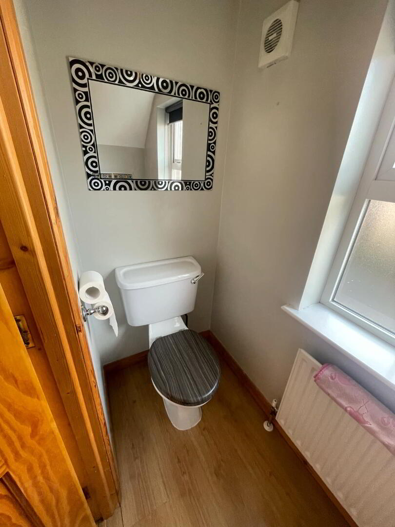 117 Waterfoot Park 6 of 14