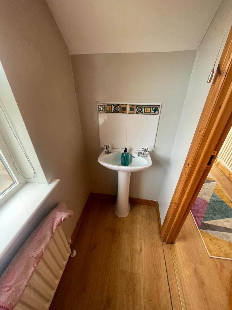 117 Waterfoot Park 7 of 14