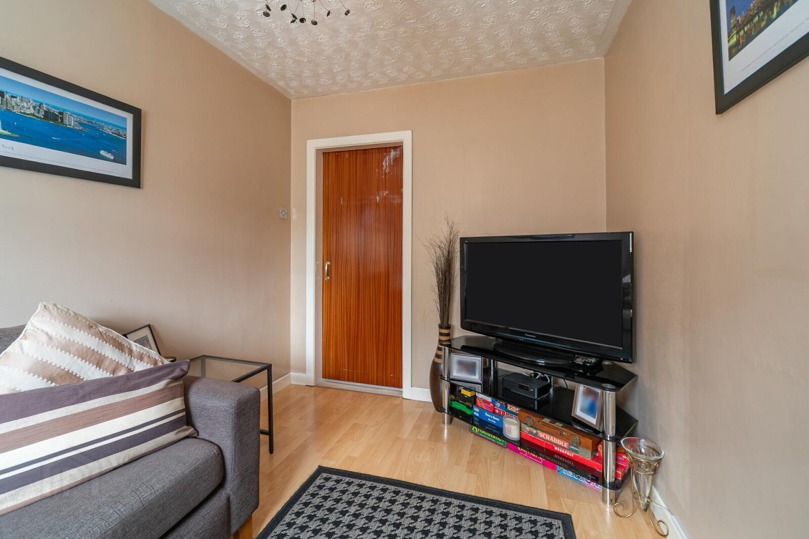 24 Glenwell Crescent 16 of 35