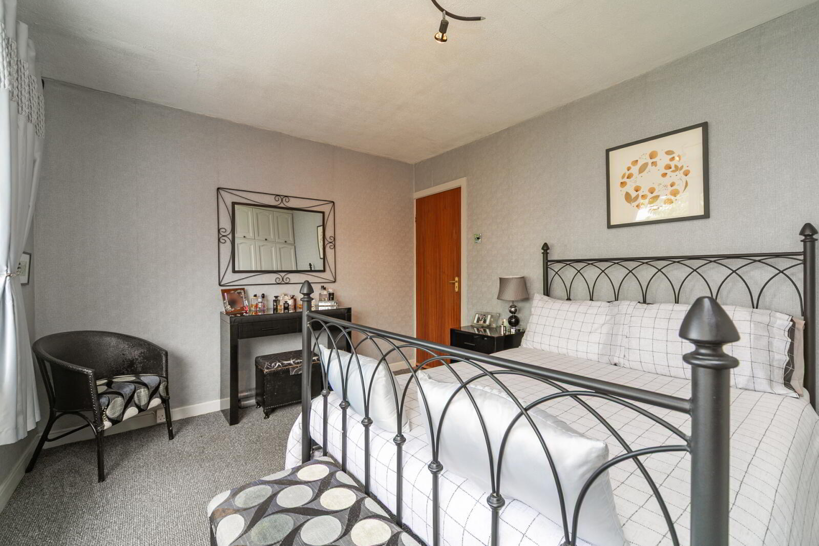 24 Glenwell Crescent 7 of 35