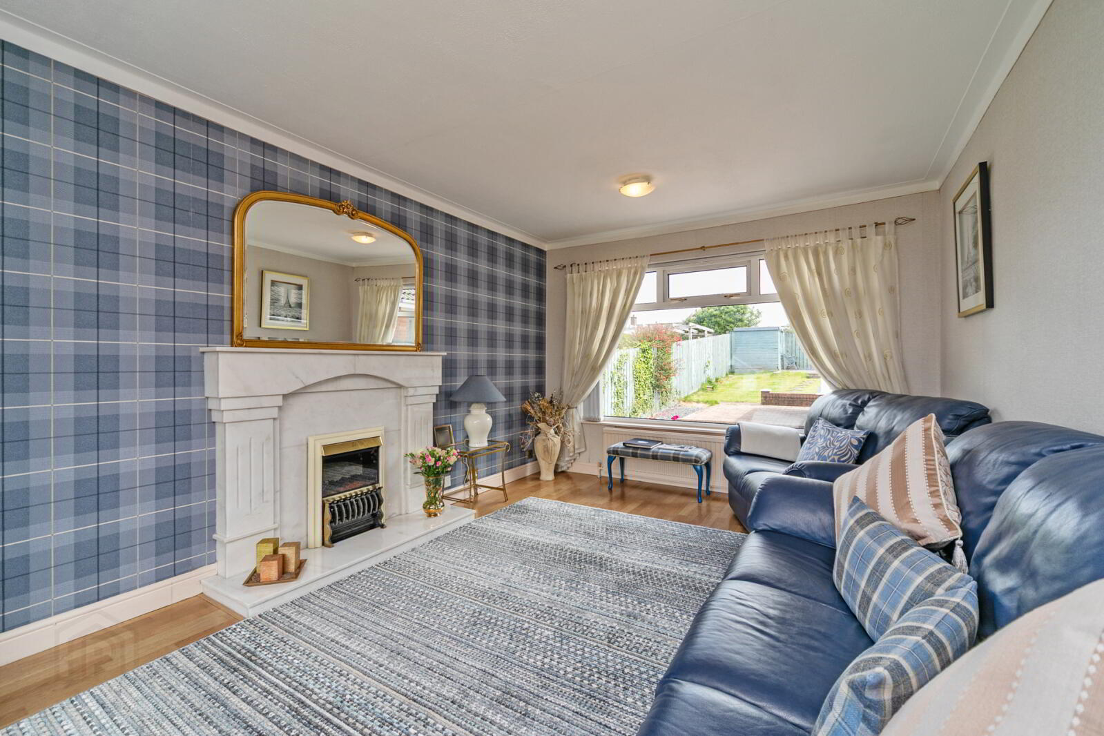 24 Glenwell Crescent 4 of 35