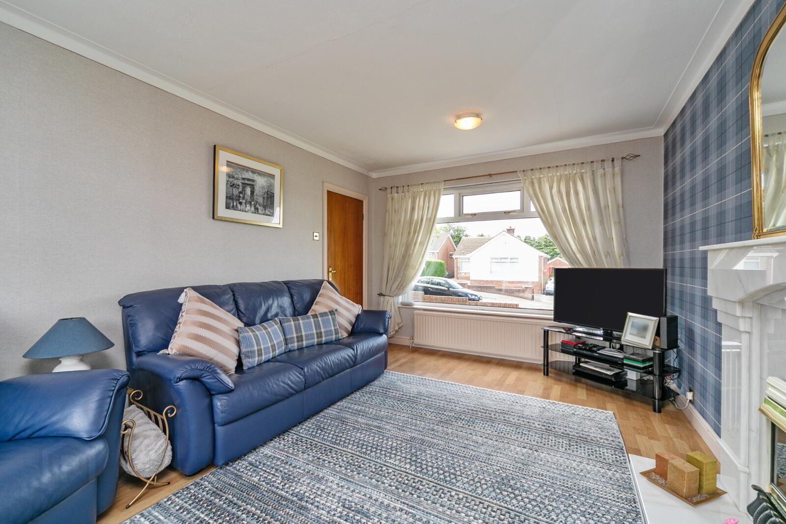 24 Glenwell Crescent 6 of 35