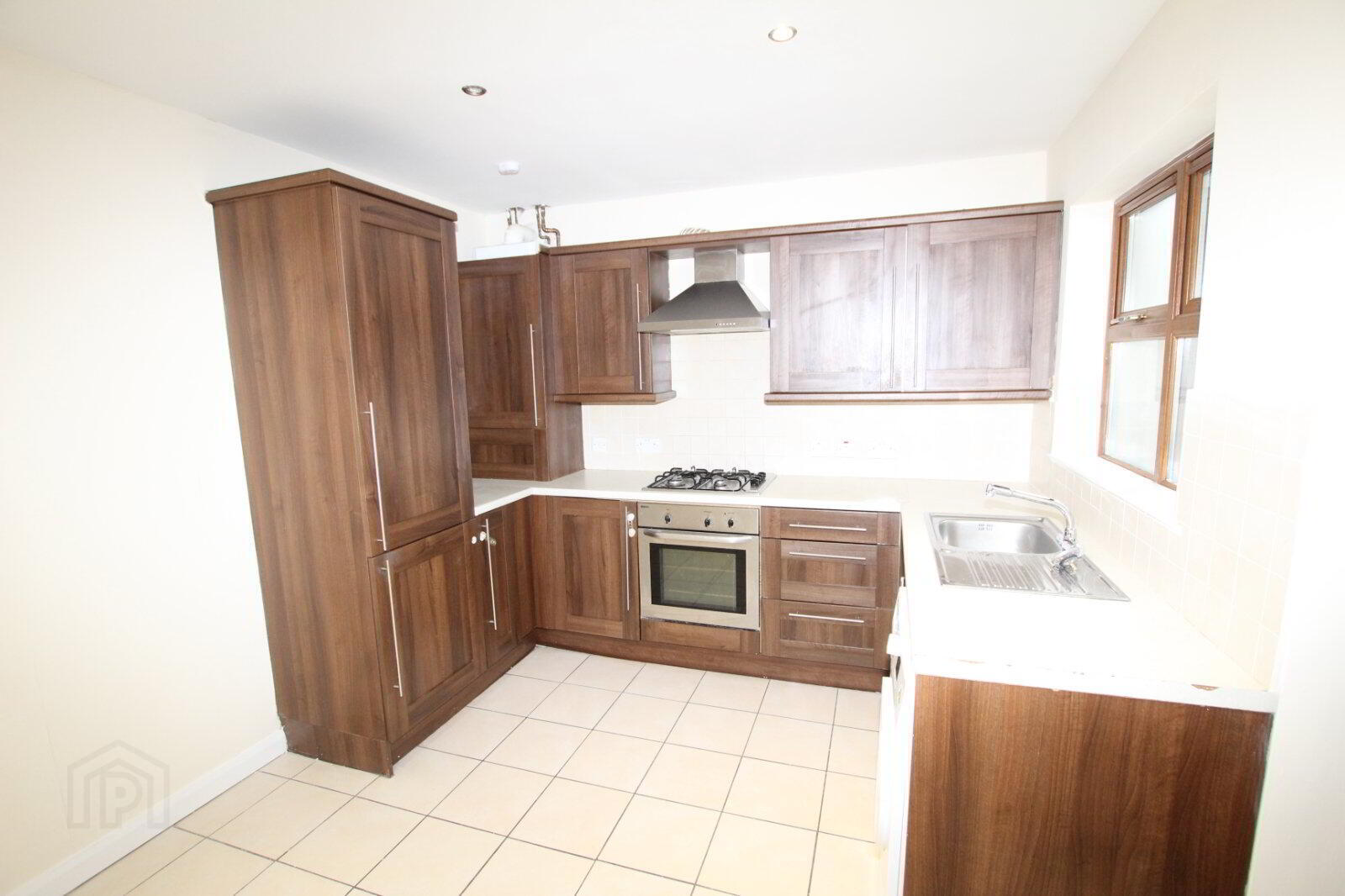 46 Ainsworth Avenue 4 of 11