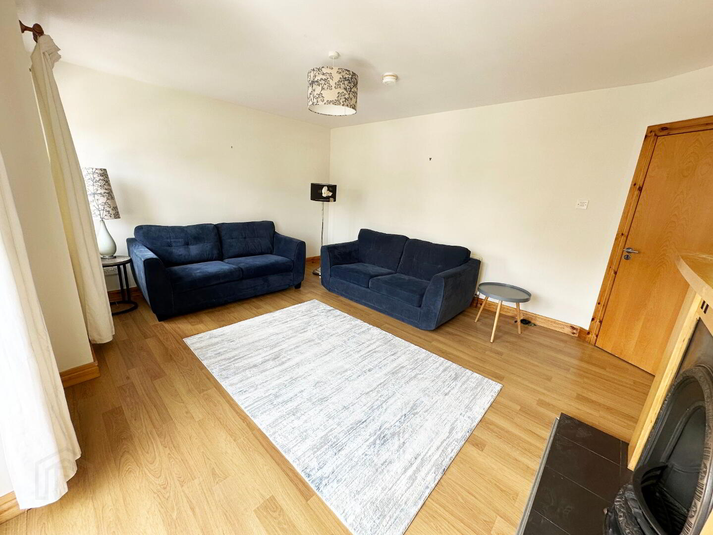 12 Millstone Park (HOLIDAY LET) 3 of 27