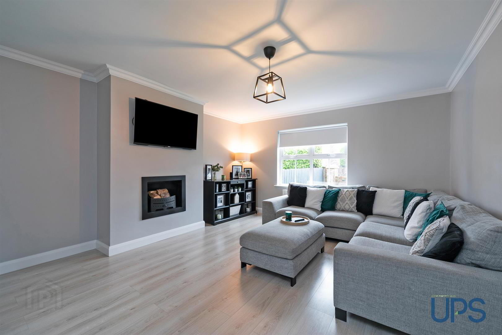 58 Mount Eagles Avenue 2 of 34