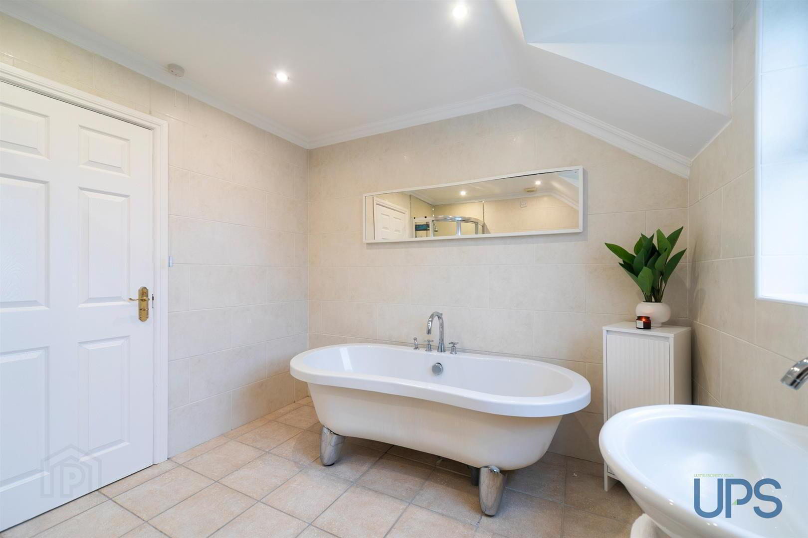 58 Mount Eagles Avenue 23 of 34