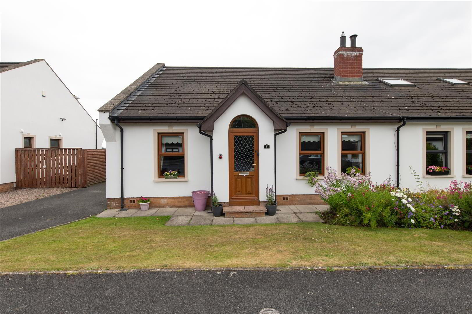 8 Oakwood Avenue 1 of 25