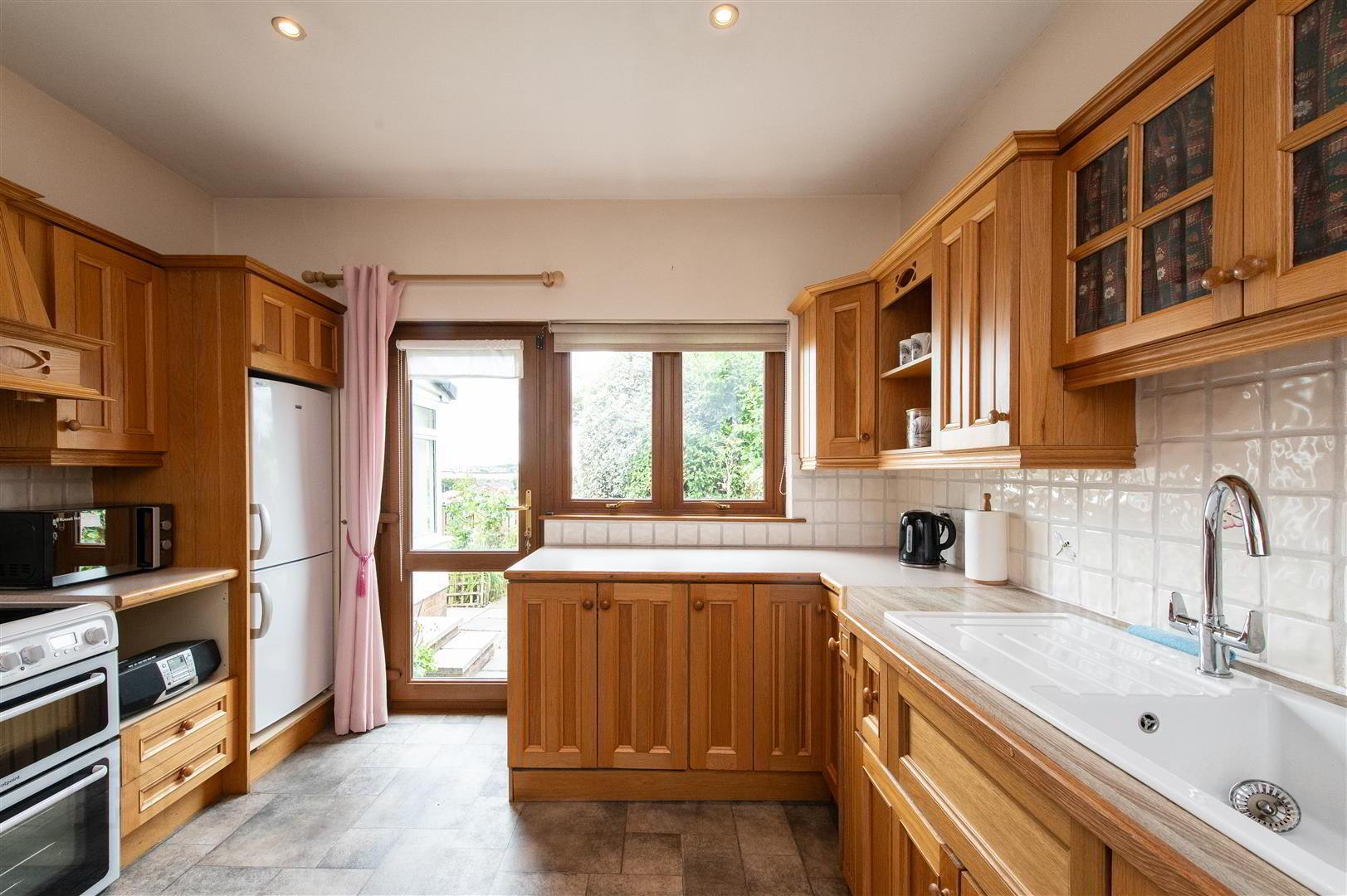 8 Oakwood Avenue 8 of 25