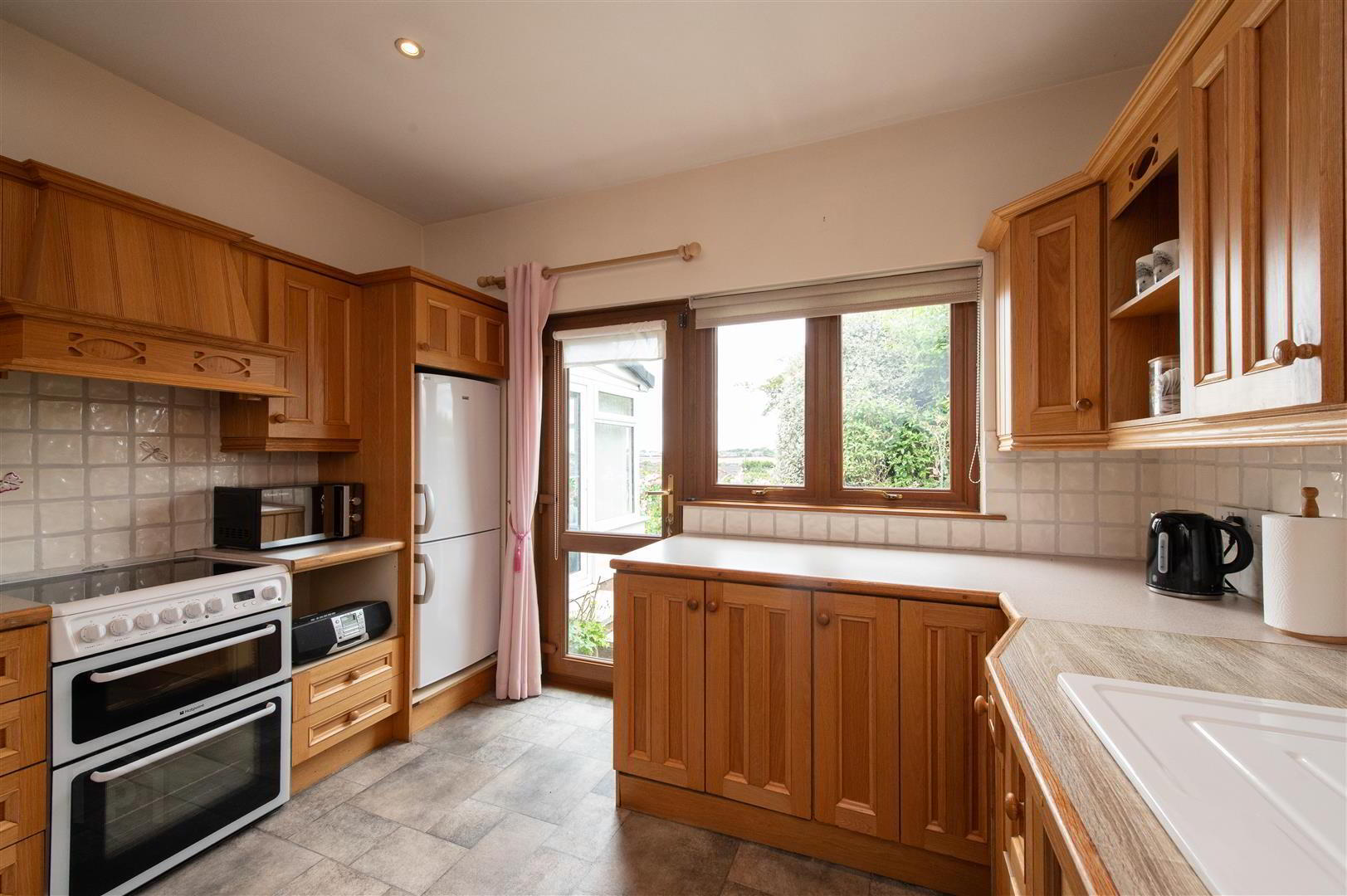8 Oakwood Avenue 9 of 25