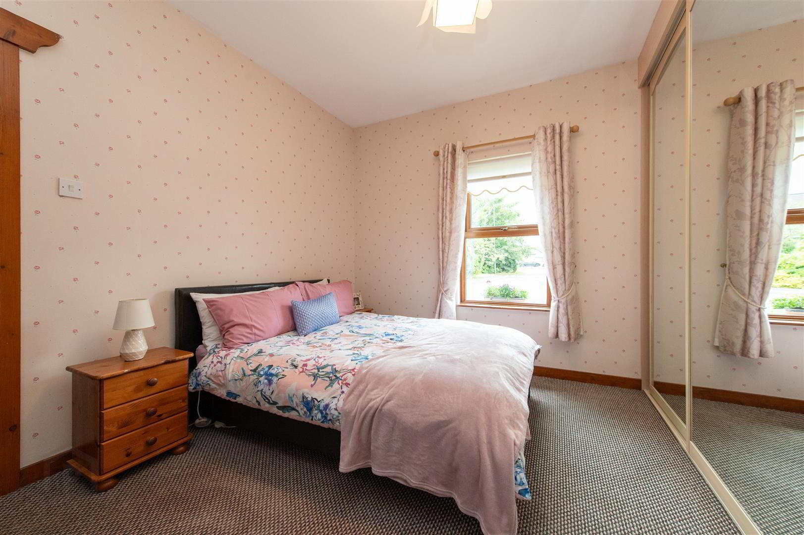 8 Oakwood Avenue 12 of 25