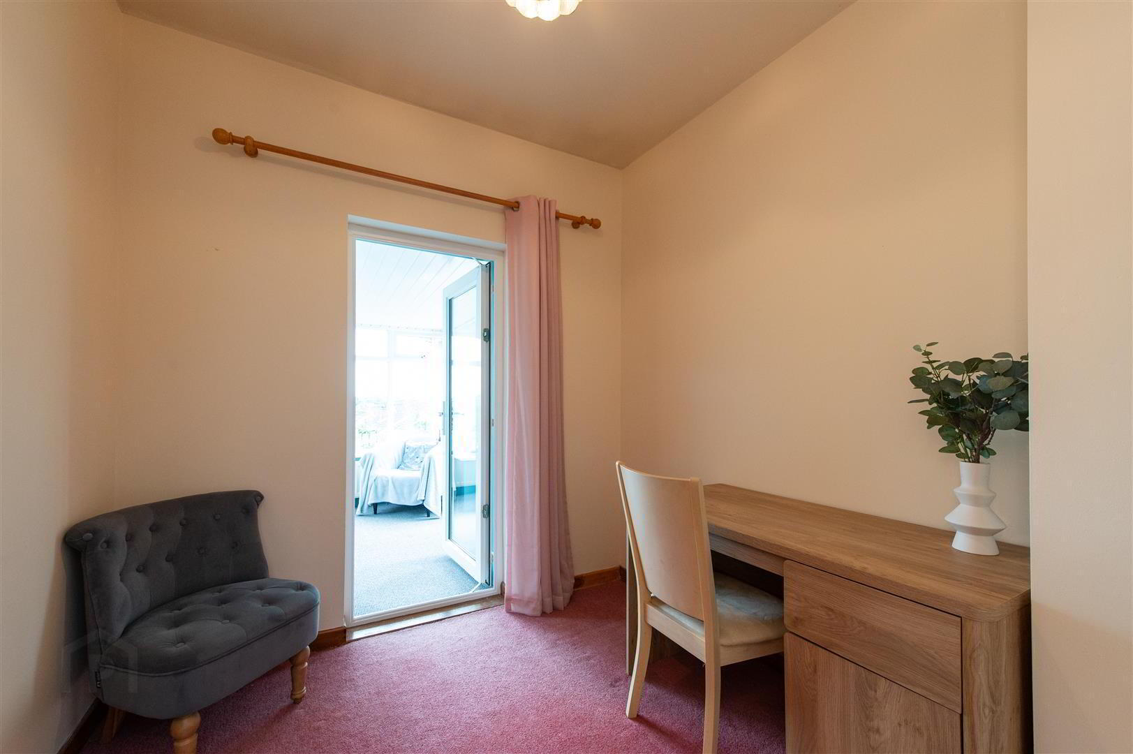 8 Oakwood Avenue 18 of 25