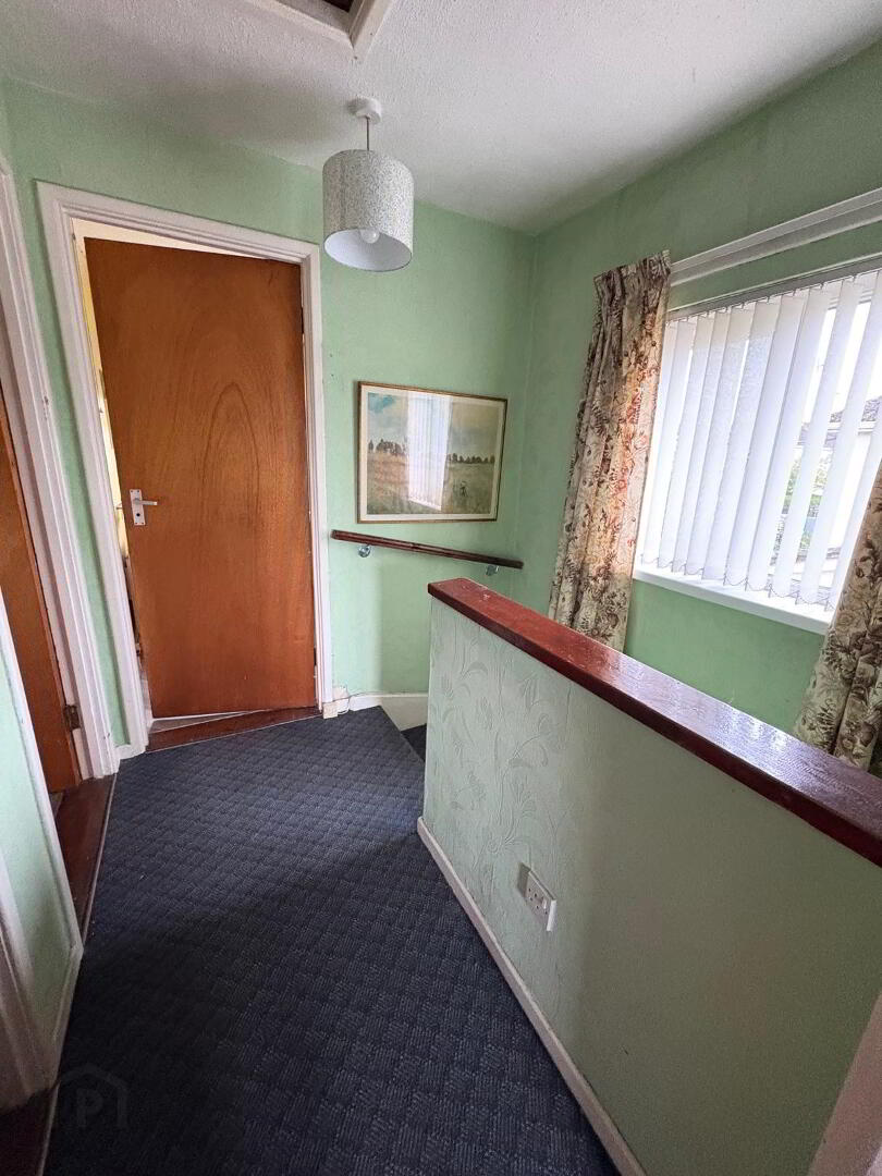 25 Knockavoe Crescent 15 of 27