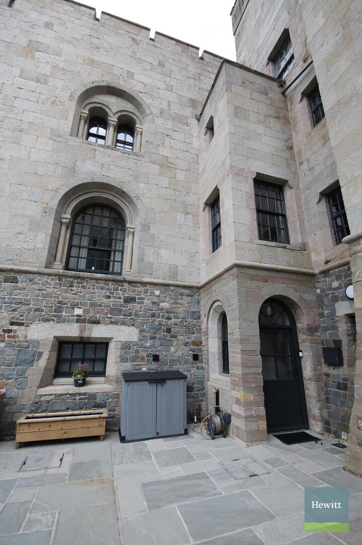 4e Gosford Castle 3 of 53