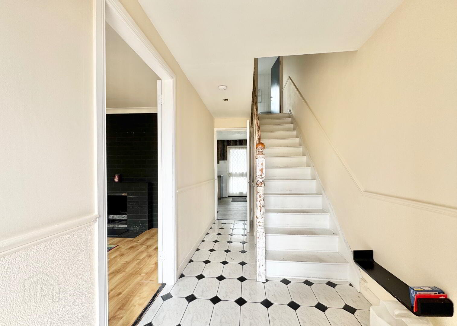 36 Shandon Park 2 of 11