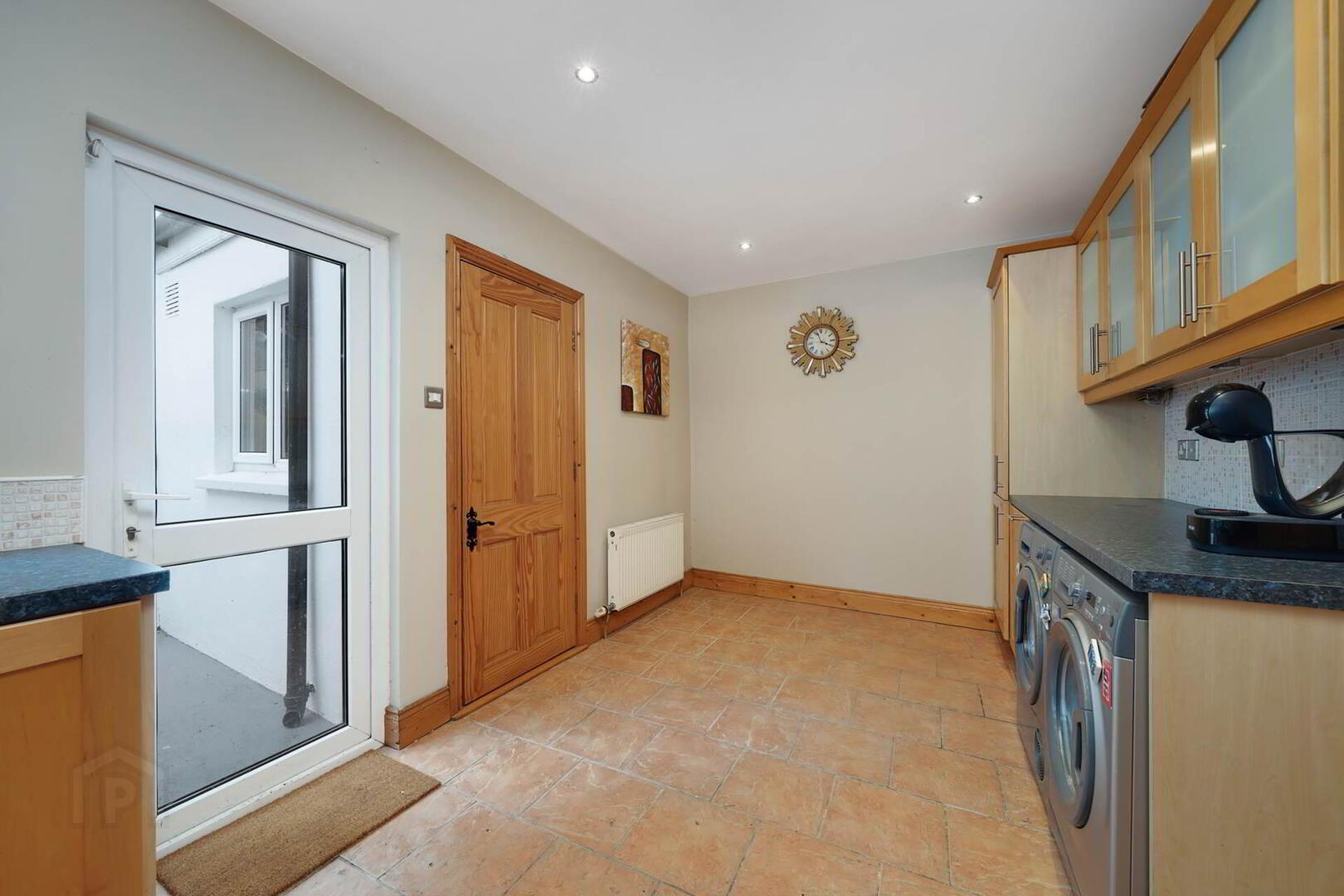 5 Greenmount Court 6 of 27