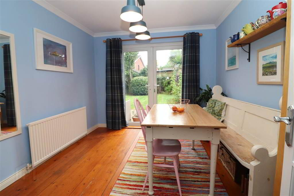 5 Highgrove 3 of 11