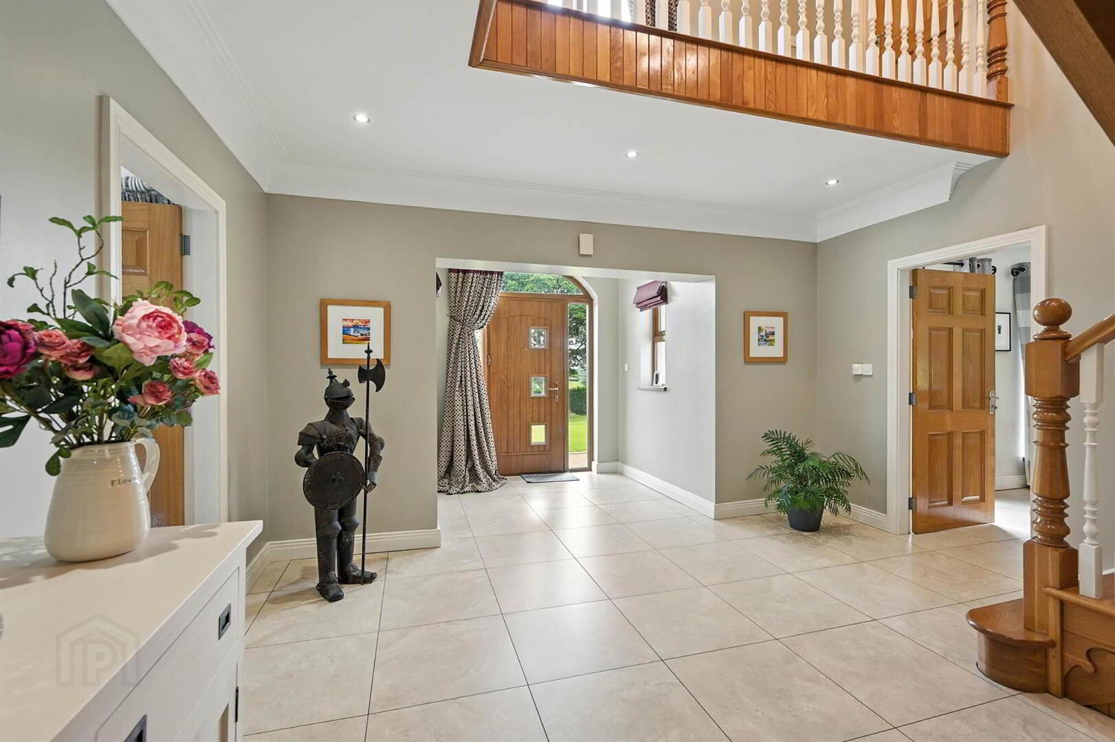 11 Forthill Road 4 of 33