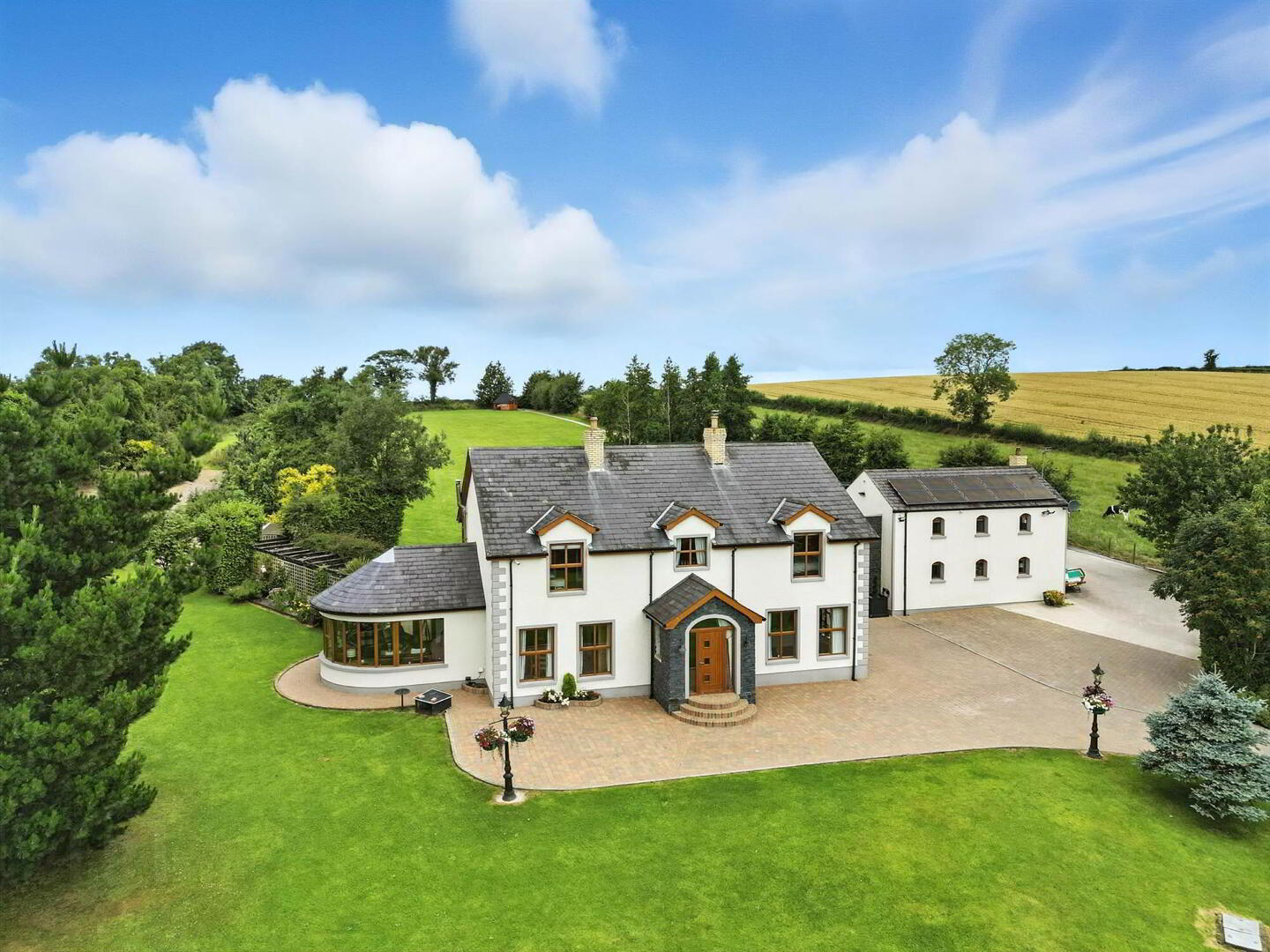 11 Forthill Road 1 of 33