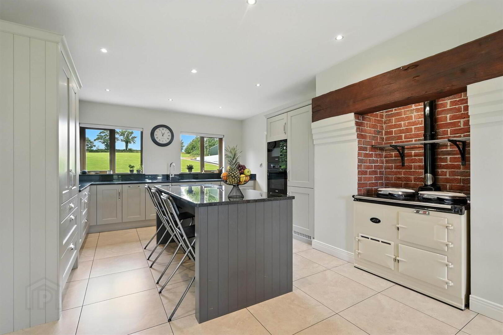11 Forthill Road 8 of 33