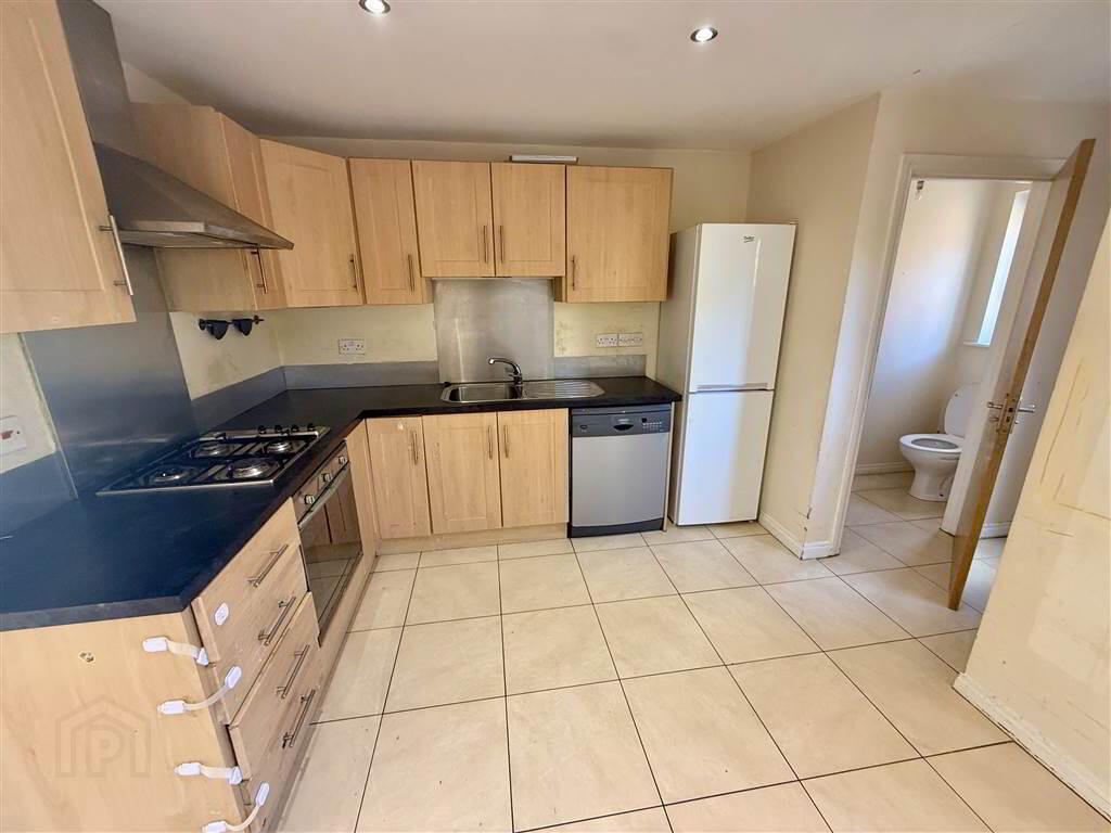 38 Lewis Avenue 5 of 11