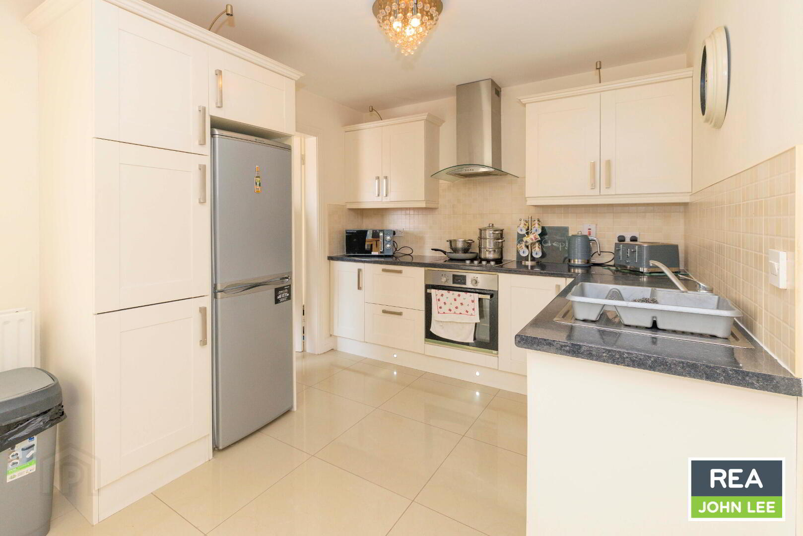 13 Glenstal Gate 10 of 27