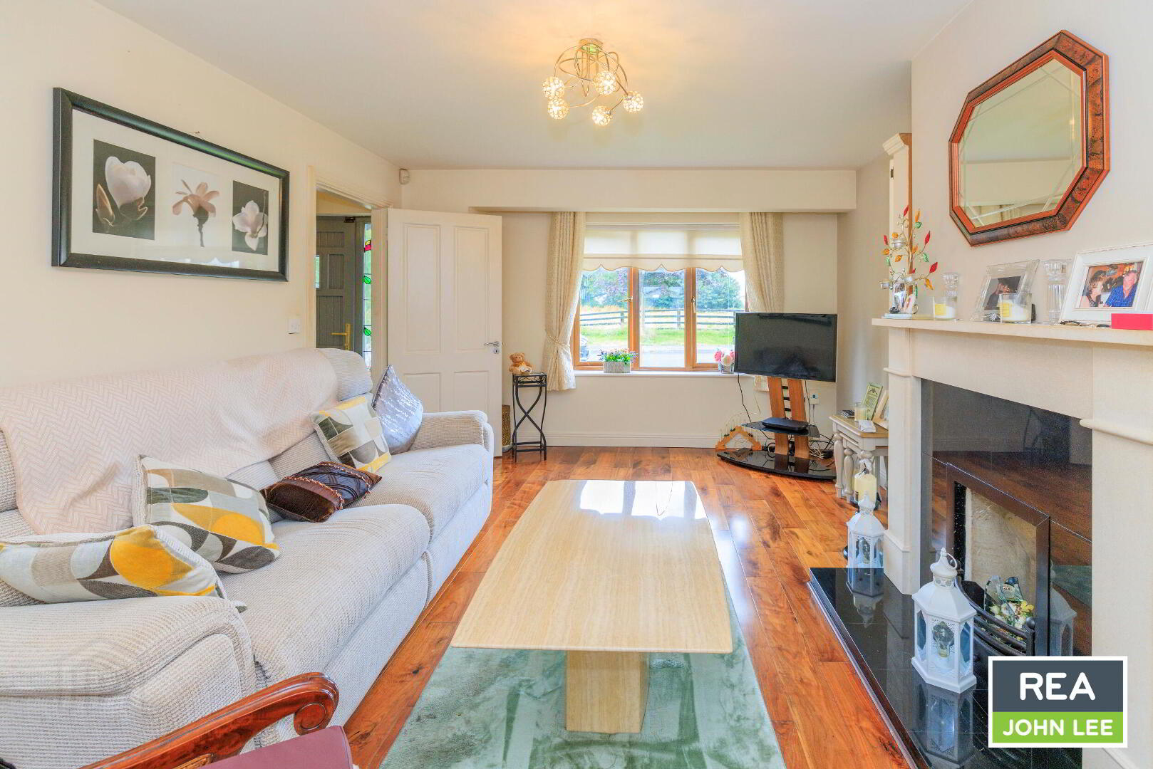 13 Glenstal Gate 8 of 27