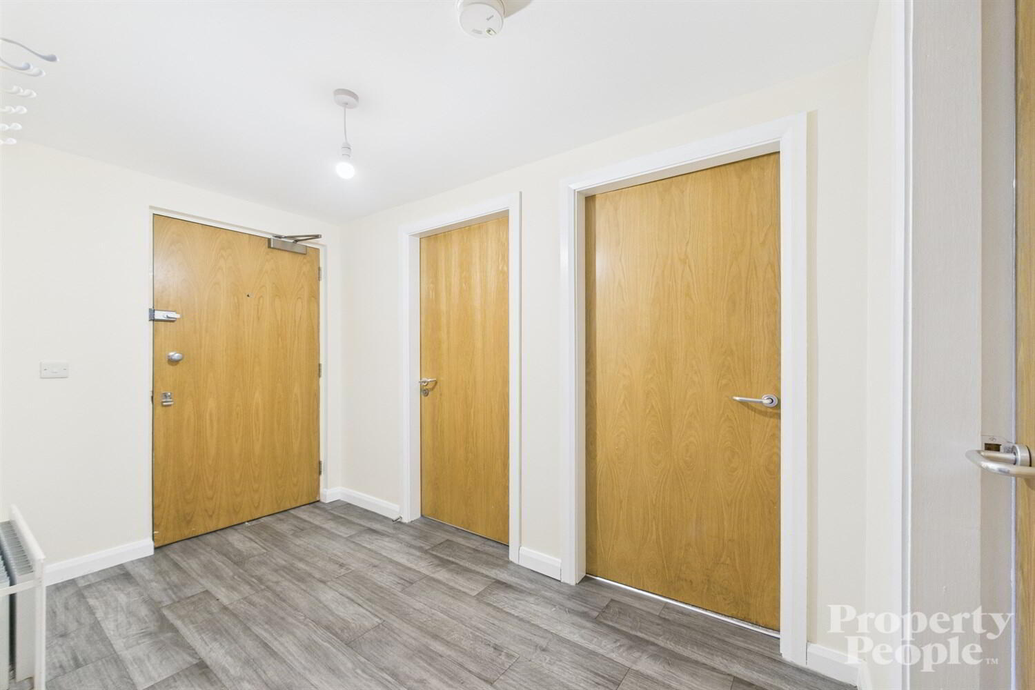 APT 5 Lesley Centre, 109 Shankill Road 11 of 25