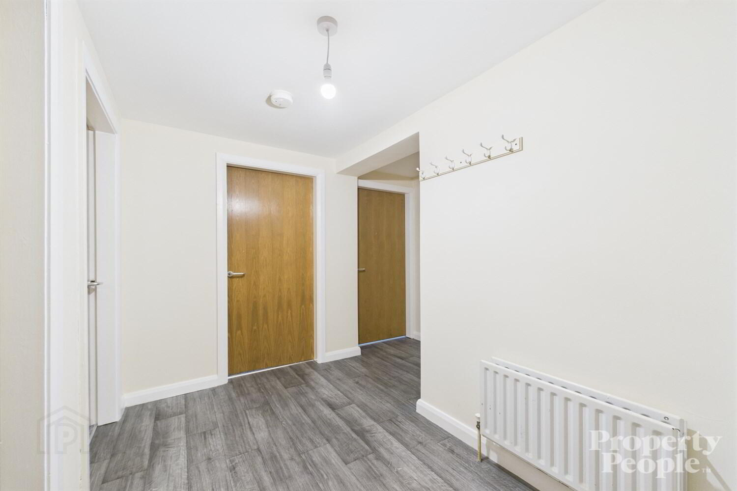 APT 5 Lesley Centre, 109 Shankill Road 12 of 25