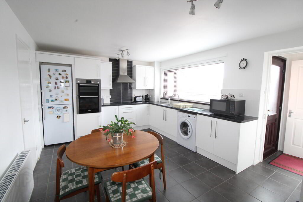 30 Ligoniel Road 4 of 13