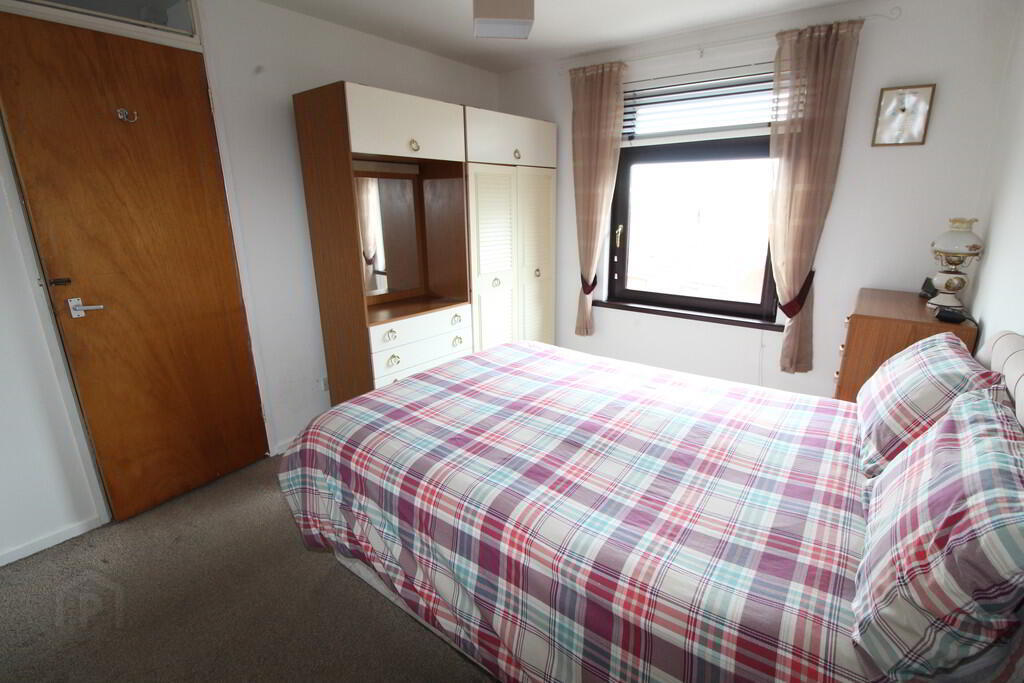 30 Ligoniel Road 9 of 13
