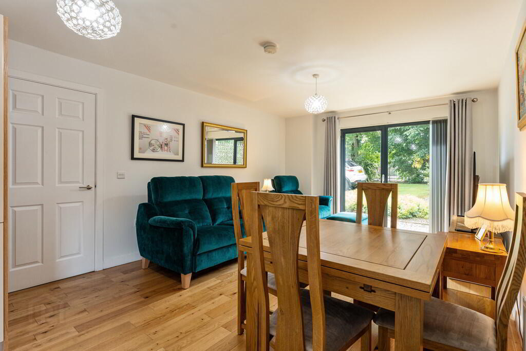 A1 Apt The Limes, 216a Belmont Road 7 of 20