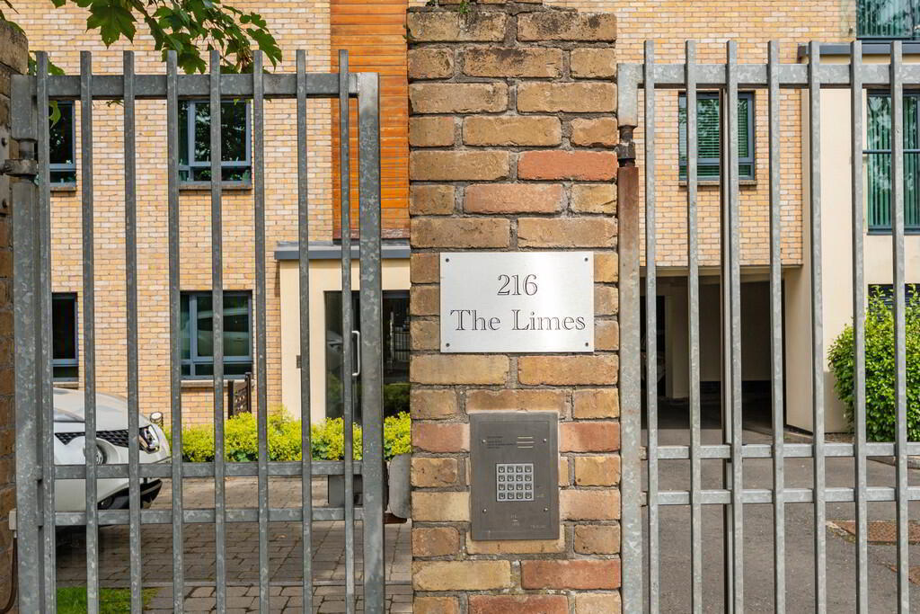A1 Apt The Limes, 216a Belmont Road 18 of 20
