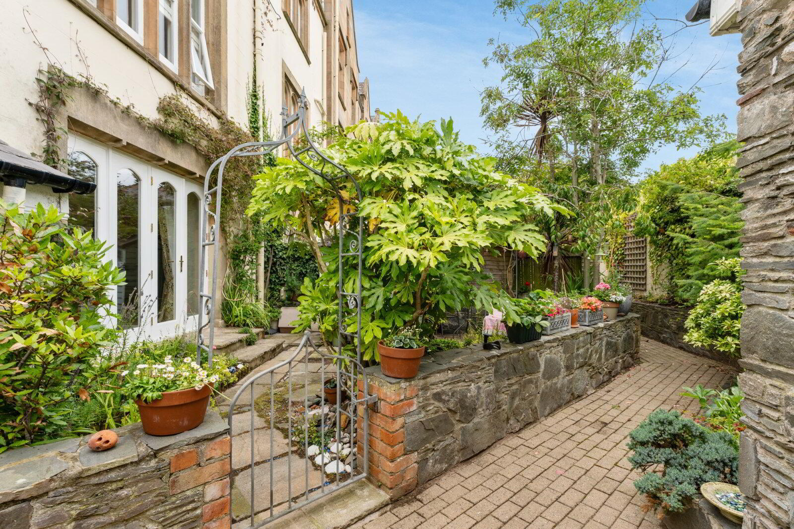 17 Groomsport House Road 26 of 37