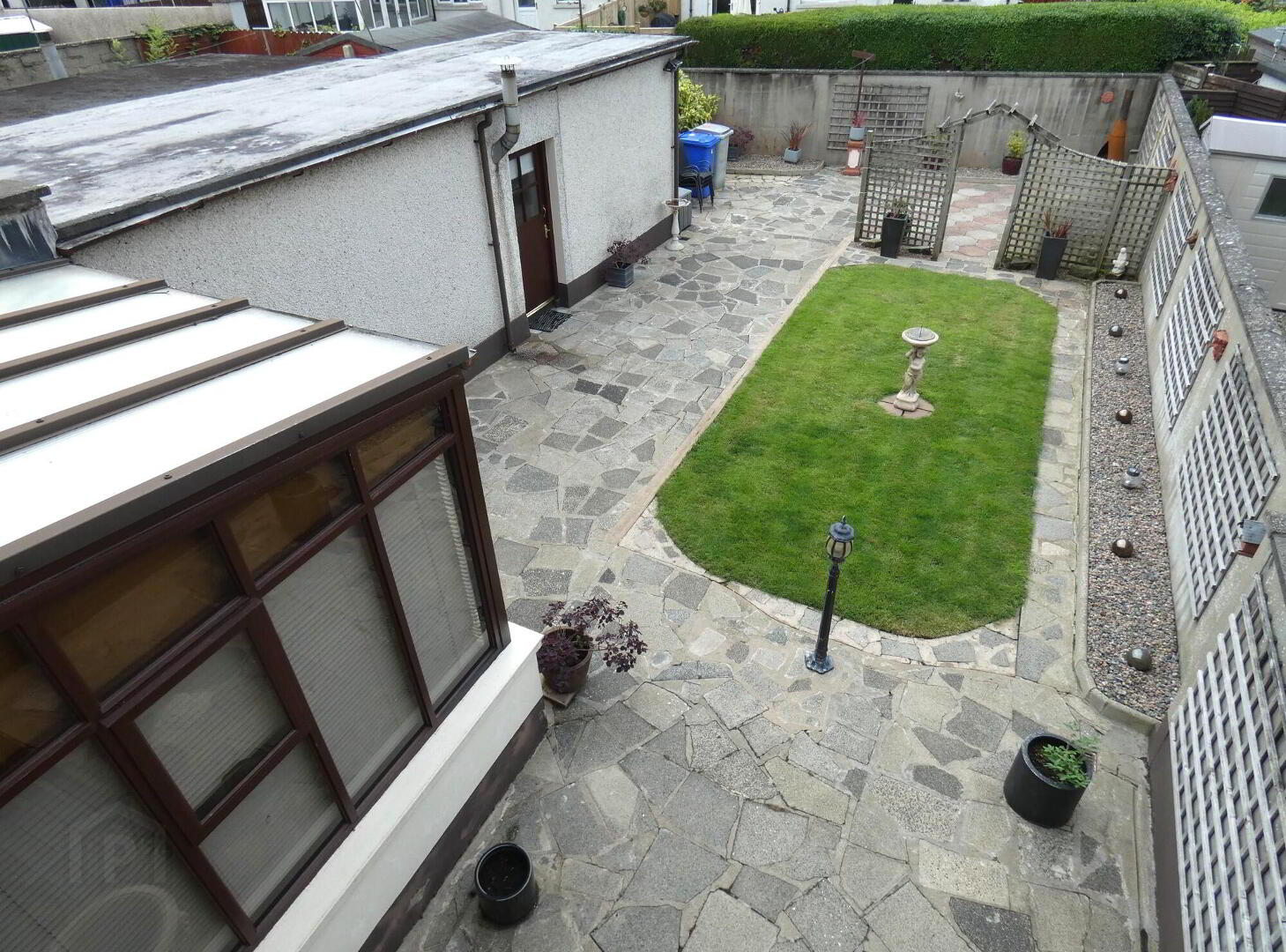 property description image