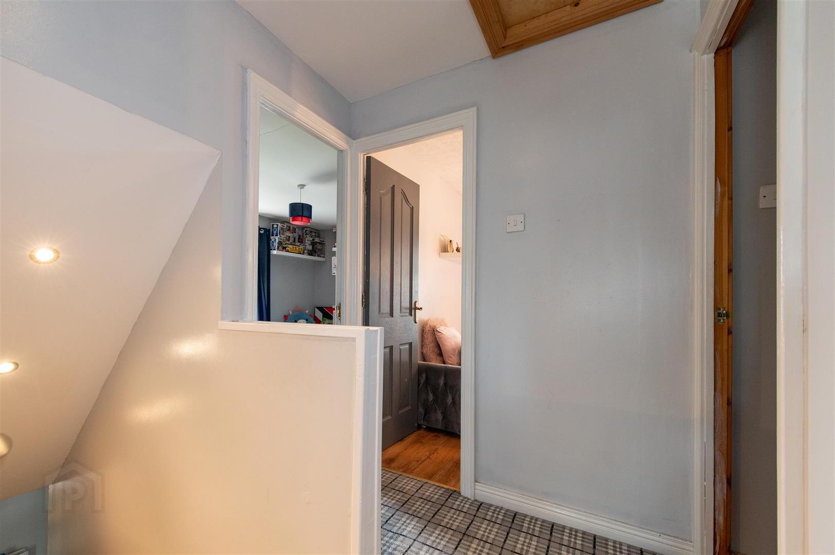 68 Primrose Gardens 11 of 24