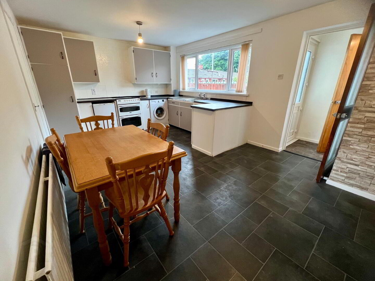13 Burrenview Court 6 of 16