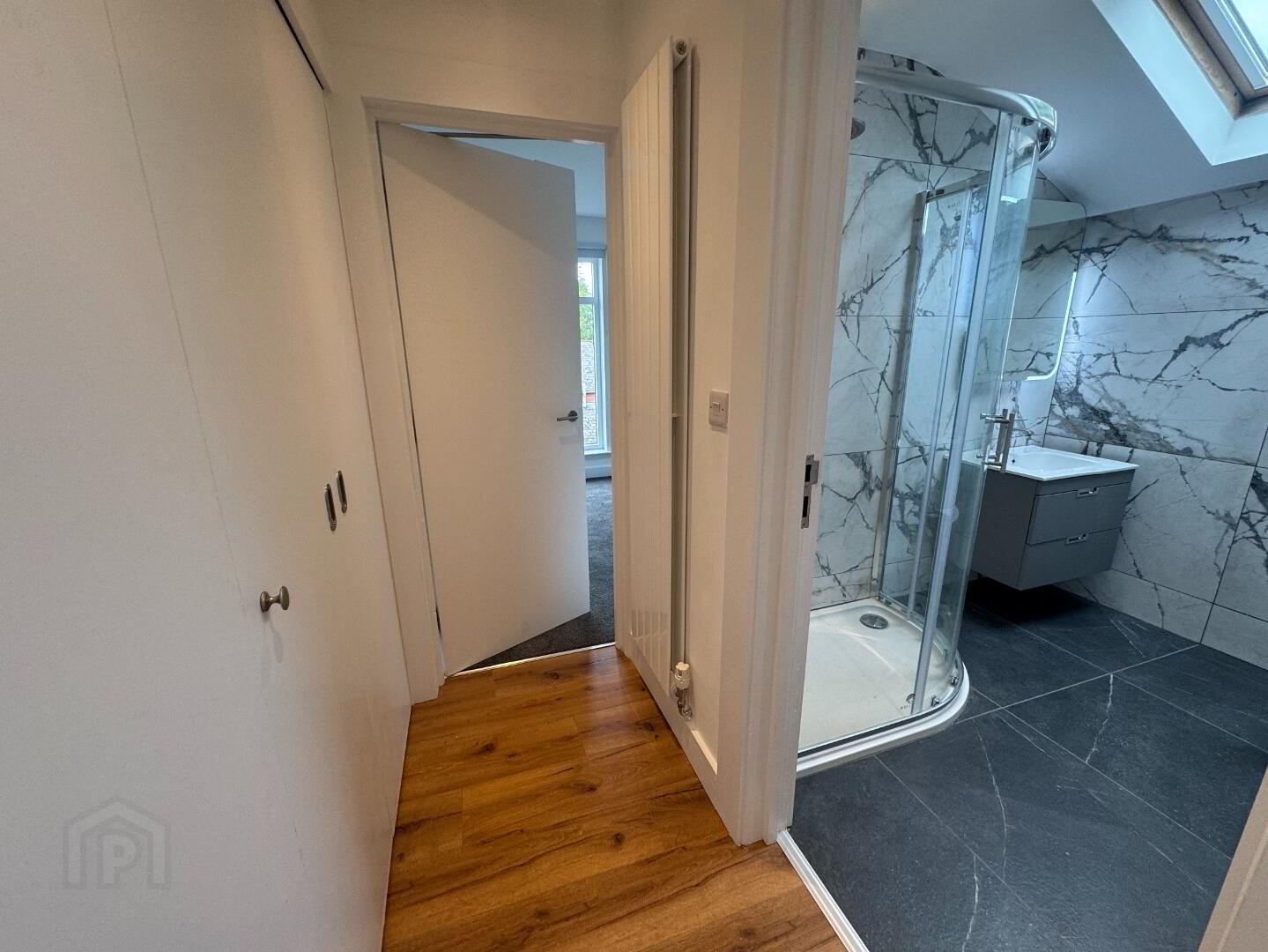 Balmoral Manor, 78 Balmoral Avenue 9 of 13