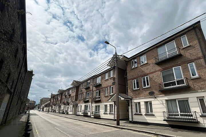 property description image