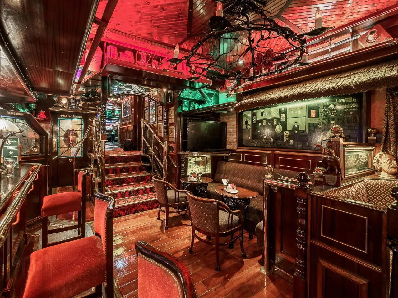 Sean Tierney's Bar & Restaurant, 13 O'Connell St 7 of 19
