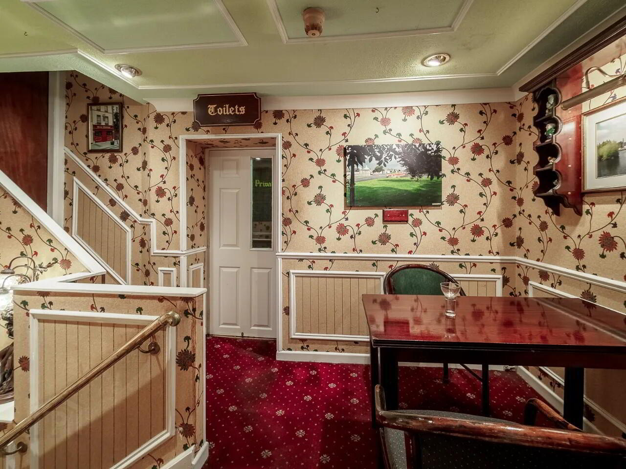 Sean Tierney's Bar & Restaurant, 13 O'Connell St 14 of 19