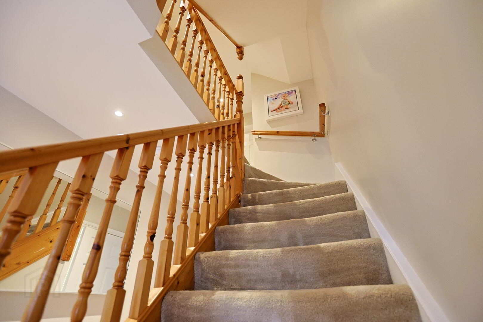 49 Lynden Gate 24 of 68