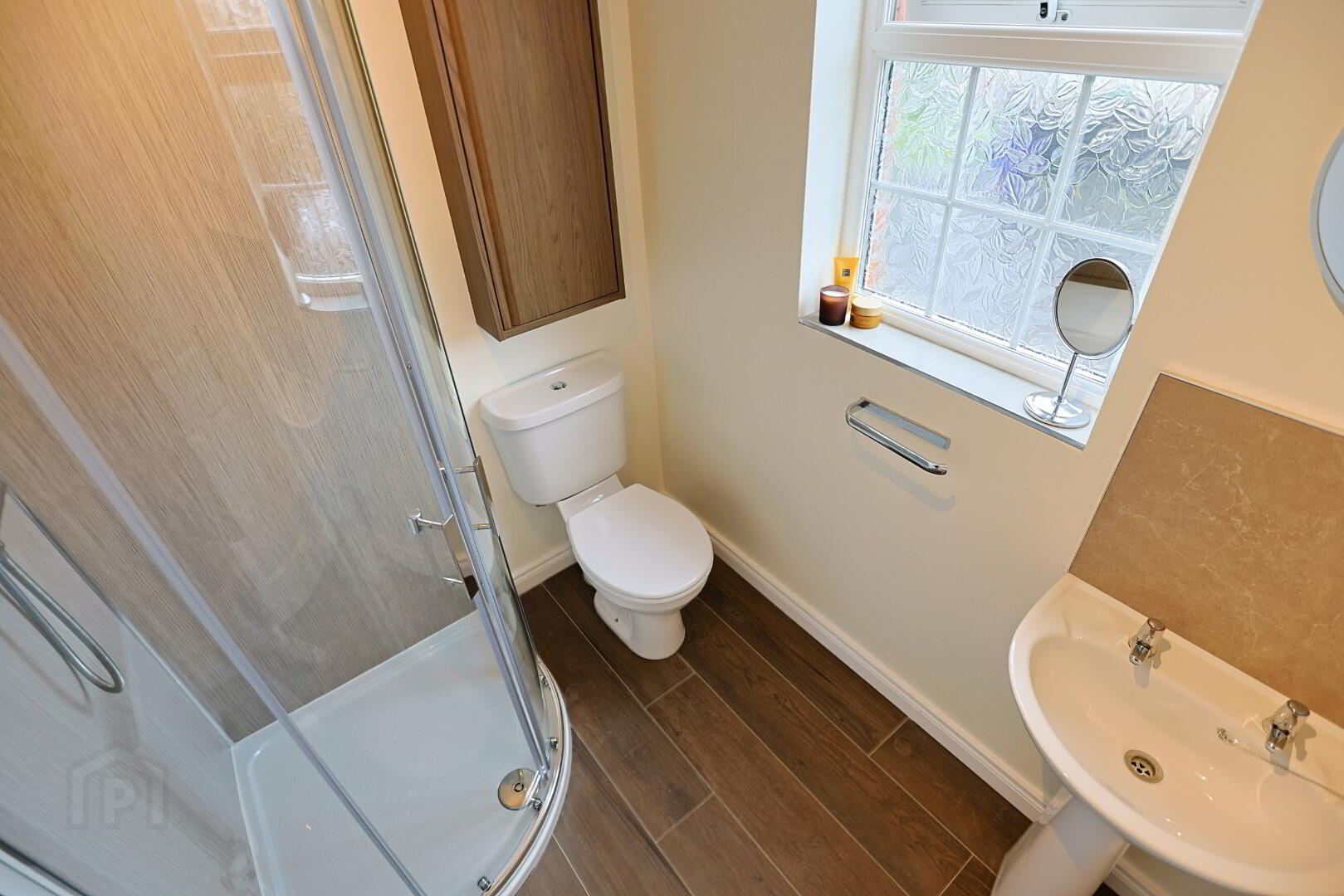 49 Lynden Gate 34 of 68