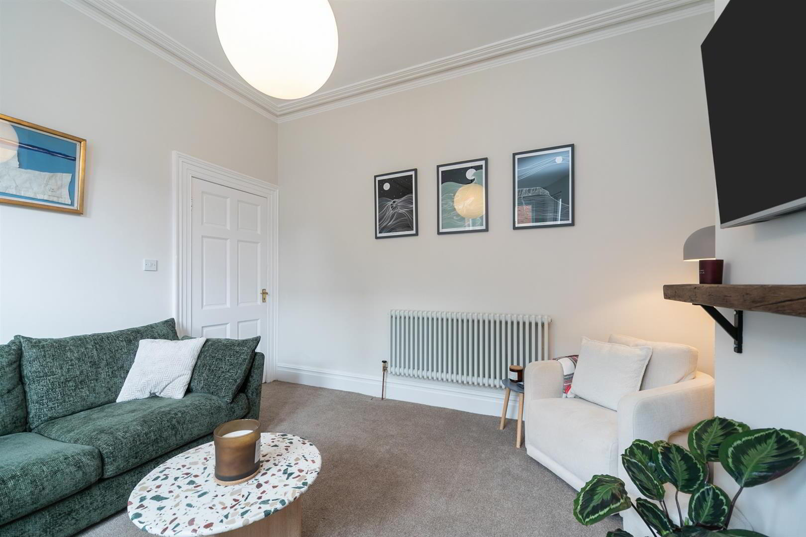 21 Haypark Avenue 7 of 33